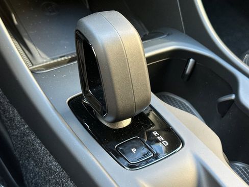 New 2026 Volvo XC40 B4 Core w/ Climate Package image 24