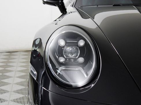 Used 2024 Porsche 911 Carrera S image 11