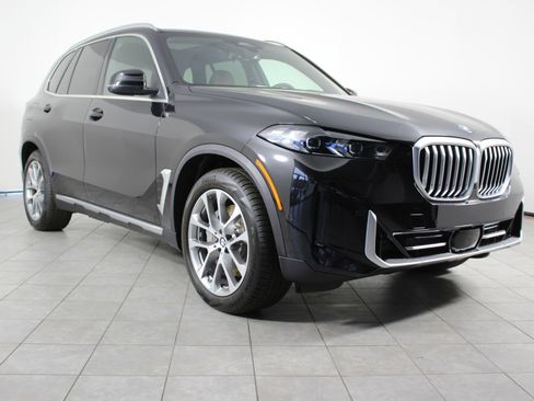 New 2026 BMW X5 xDrive50e w/ Executive Package AWD/4WD image 7