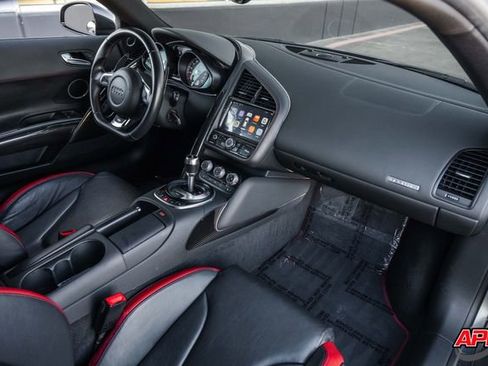 Used 2012 Audi R8 V8 image 22
