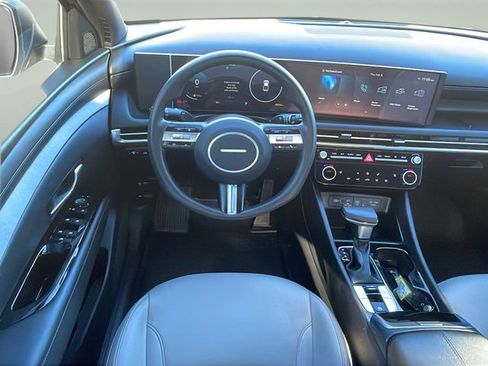 Used 2025 Hyundai Santa Cruz SEL image 18