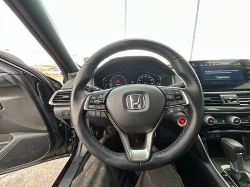 Used 2022 Honda Accord Sport image 13