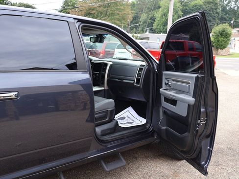 Used 2015 RAM 1500 Big Horn AWD/4WD image 23