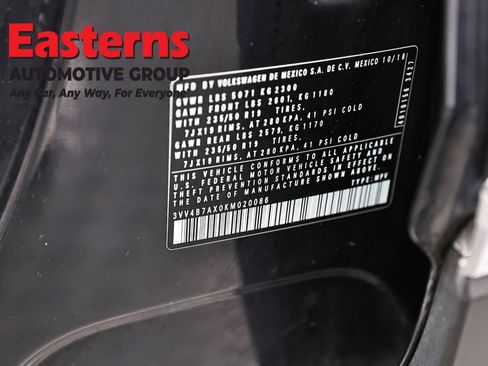 Used 2019 Volkswagen Tiguan SEL Premium AWD/4WD image 37