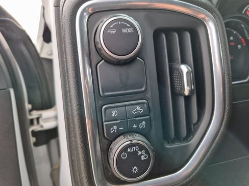 Used 2022 Chevrolet Silverado 3500 LT w/ Convenience Package image 19