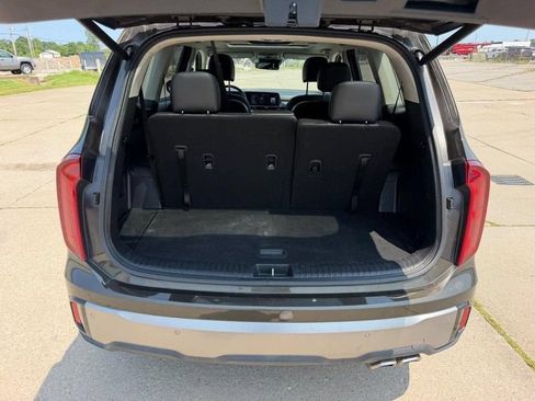 Used 2025 Kia Telluride S AWD/4WD image 5