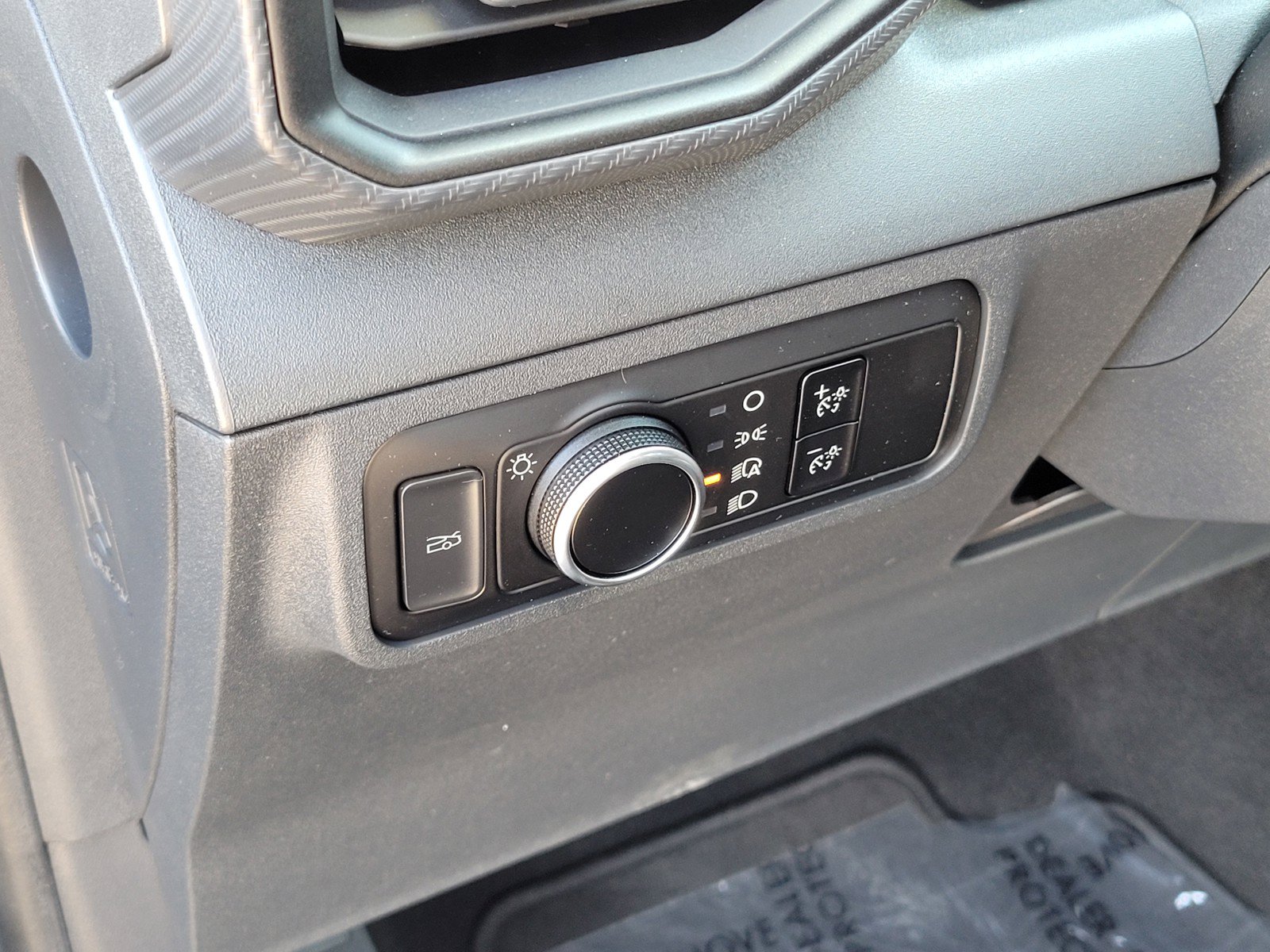 Used 2024 Ford Mustang Coupe RWD image 14