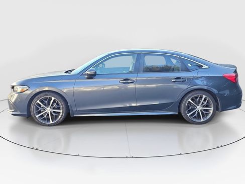 Used 2023 Honda Civic Touring image 8