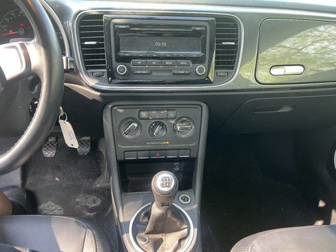 Used 2012 Volkswagen Beetle 2.5 FWD image 13