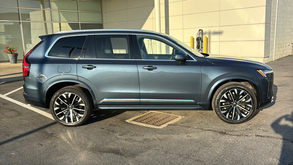 Certified 2026 Volvo XC90 B6 Plus AWD/4WD image 27