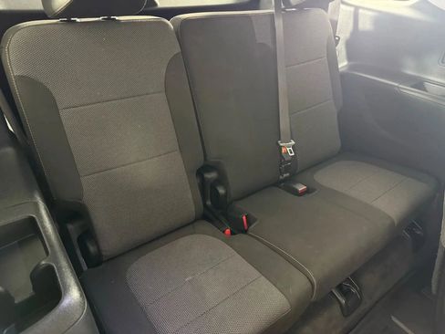 Used 2020 Chevrolet Traverse LT w/ LPO, Floor Liner Package image 40