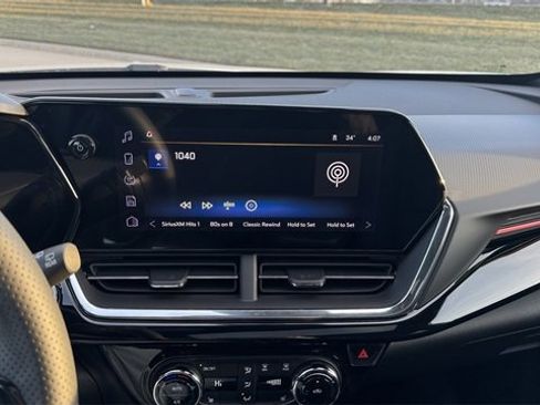 New 2026 Chevrolet Trax RS w/ Sunroof Package image 26