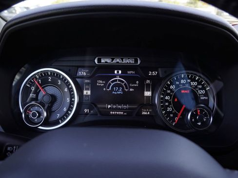 Used 2021 RAM 1500 Big Horn image 7