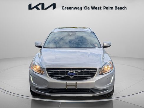 Used 2016 Volvo XC60 T5 Premier image 3