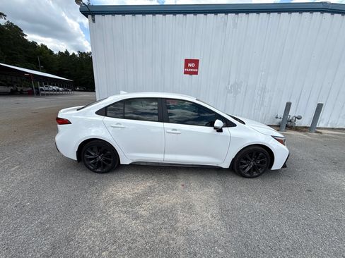 Used 2026 Toyota Corolla SE FWD image 9