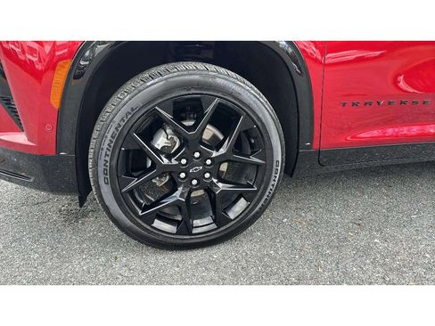 Used 2024 Chevrolet Traverse RS w/ LPO, Floor Liner Package image 24