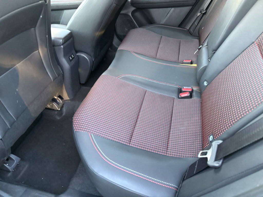 Used 2026 Nissan Kicks SR AWD/4WD image 10