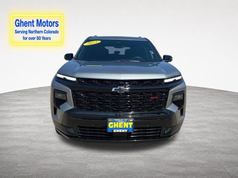 Used 2025 Chevrolet Traverse RS AWD/4WD image 8