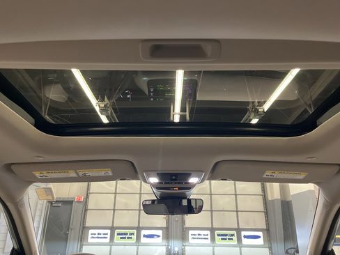 Used 2026 Honda HR-V EX-L image 27