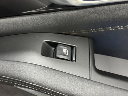 New 2026 BMW X5 xDrive50e image 22