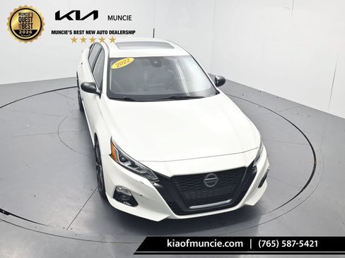 Used 2022 Nissan Altima 2.5 SR w/ Midnight Edition Package AWD/4WD image 47