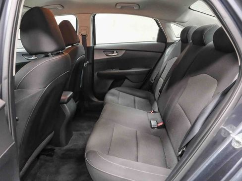 Used 2020 Kia Forte LXS FWD image 21