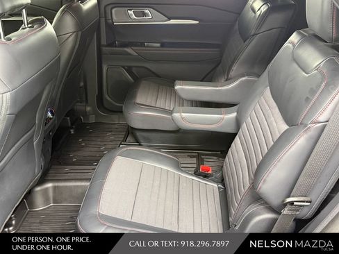 Used 2025 Ford Explorer ST-Line w/ Premium Package RWD image 32