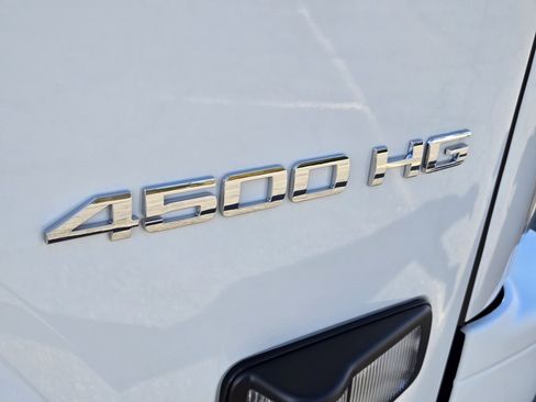 New 2025 Chevrolet Low Cab Forward image 15