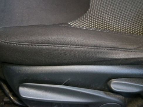 Used 2019 Jeep Cherokee Sport FWD image 19
