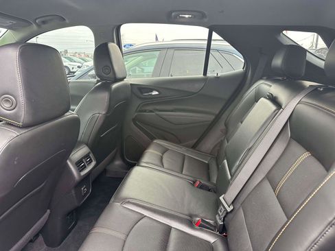 Used 2023 Chevrolet Equinox Premier image 9