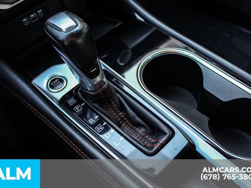 Used 2025 Nissan Altima 2.5 SR FWD image 36