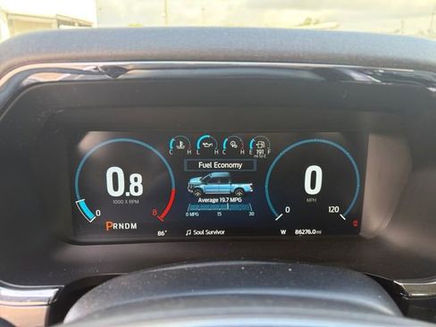 Used 2022 Ford F150 Lariat RWD image 9