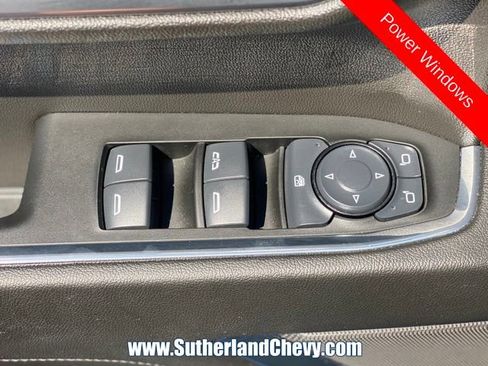 Used 2025 Chevrolet Silverado 1500 LT w/ Z71 Off-Road Package AWD/4WD image 19