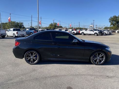 Used 2016 BMW M235i Coupe w/ Technology Package image 33