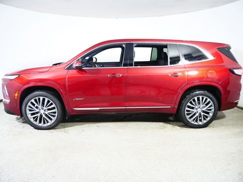 Used 2025 Buick Enclave Avenir w/ Trailering Package, 5000 lbs. image 4