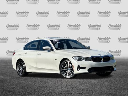 Certified 2022 BMW 330e w/ Premium Package image 2