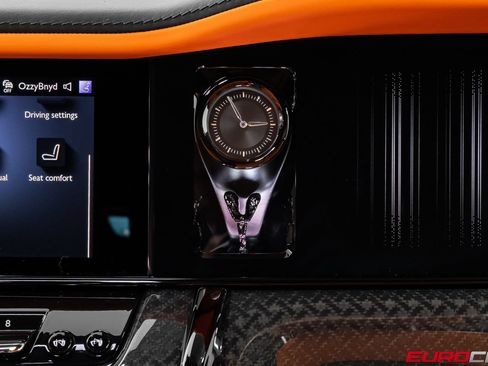 Used 2025 Rolls-Royce Cullinan Black Badge AWD/4WD image 47