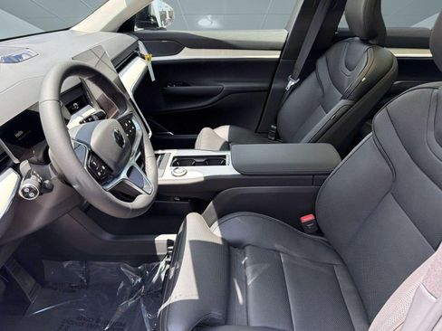 New 2026 Volvo EX90 Ultra AWD/4WD image 5