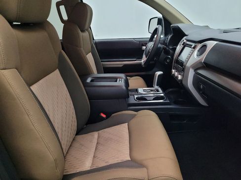 Used 2017 Toyota Tundra SR5 image 21