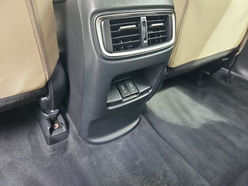 Used 2022 Honda CR-V Touring image 13
