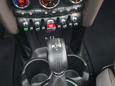 Used 2018 MINI Cooper S image 16