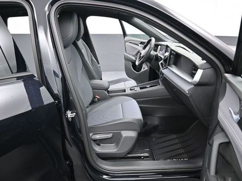 New 2026 Volkswagen Tiguan SE R-Line AWD/4WD image 14