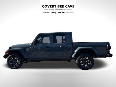 New 2026 Jeep Gladiator Sport image 5