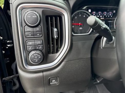 Used 2023 Chevrolet Silverado 2500 High Country w/ Z71 Off-Road Package AWD/4WD image 20