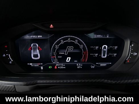 Used 2023 Lamborghini Urus Performante AWD/4WD image 18