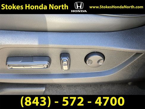 Certified 2025 Honda Pilot Black Edition image 21