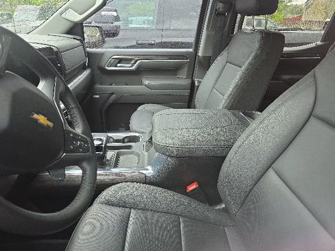 Used 2025 Chevrolet Silverado 1500 LTZ w/ Technology Package AWD/4WD image 6