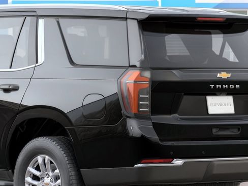 New 2026 Chevrolet Tahoe LS RWD image 7