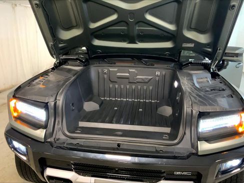 Used 2024 GMC Hummer EV 3X image 31