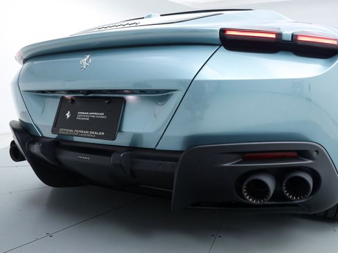 Certified 2025 Ferrari Roma Spider RWD image 19